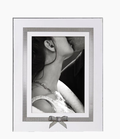 Grace Avenue Frame